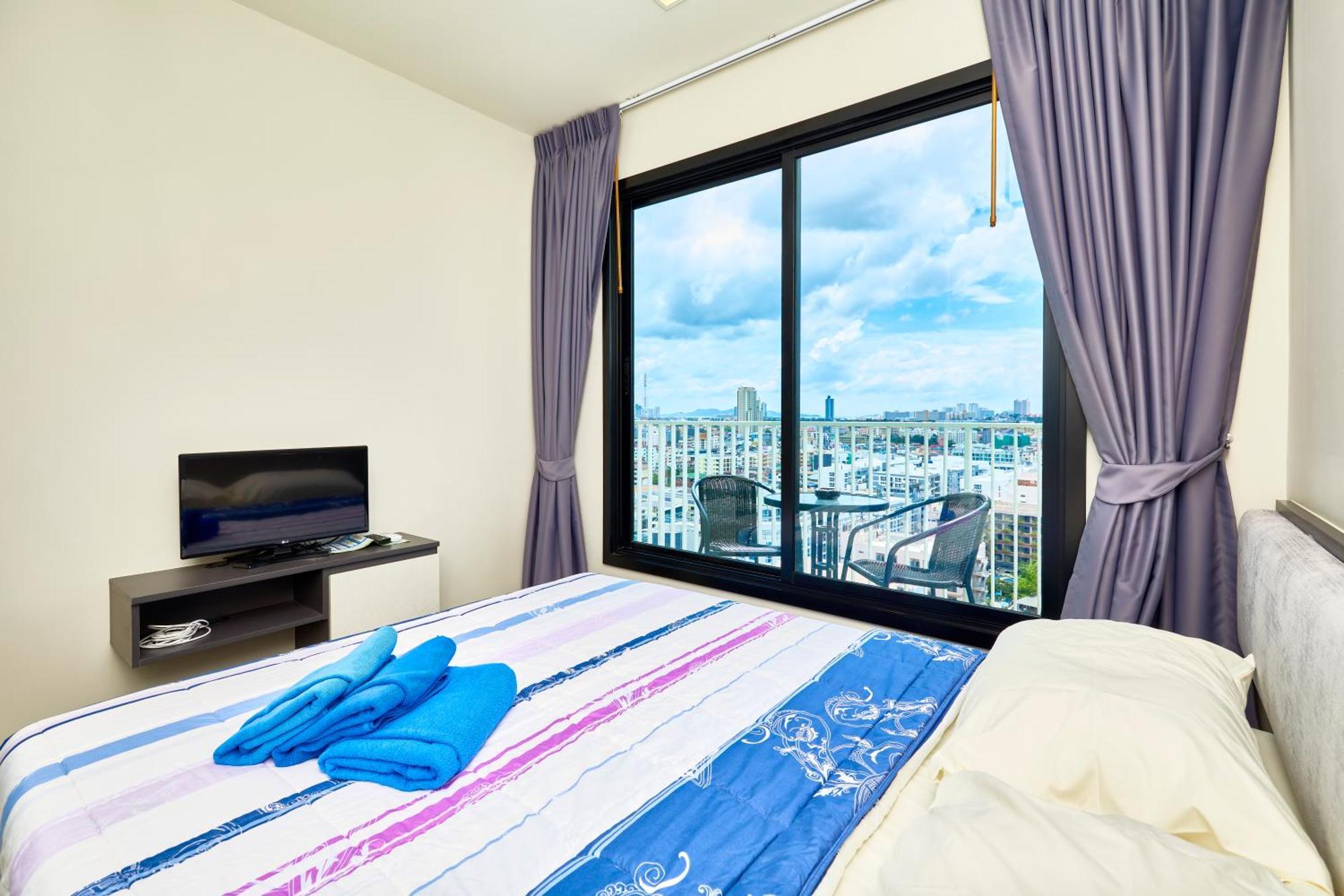 Apartemen The Base By Tech